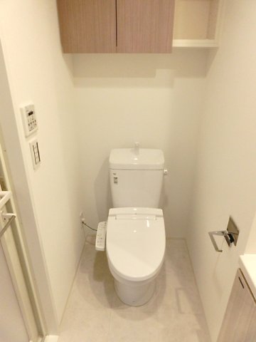 トイレ　※写真は同タイプ住戸です。
