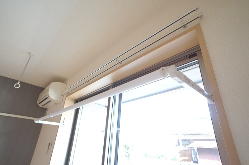 その他設備　室内物干し（可動式）