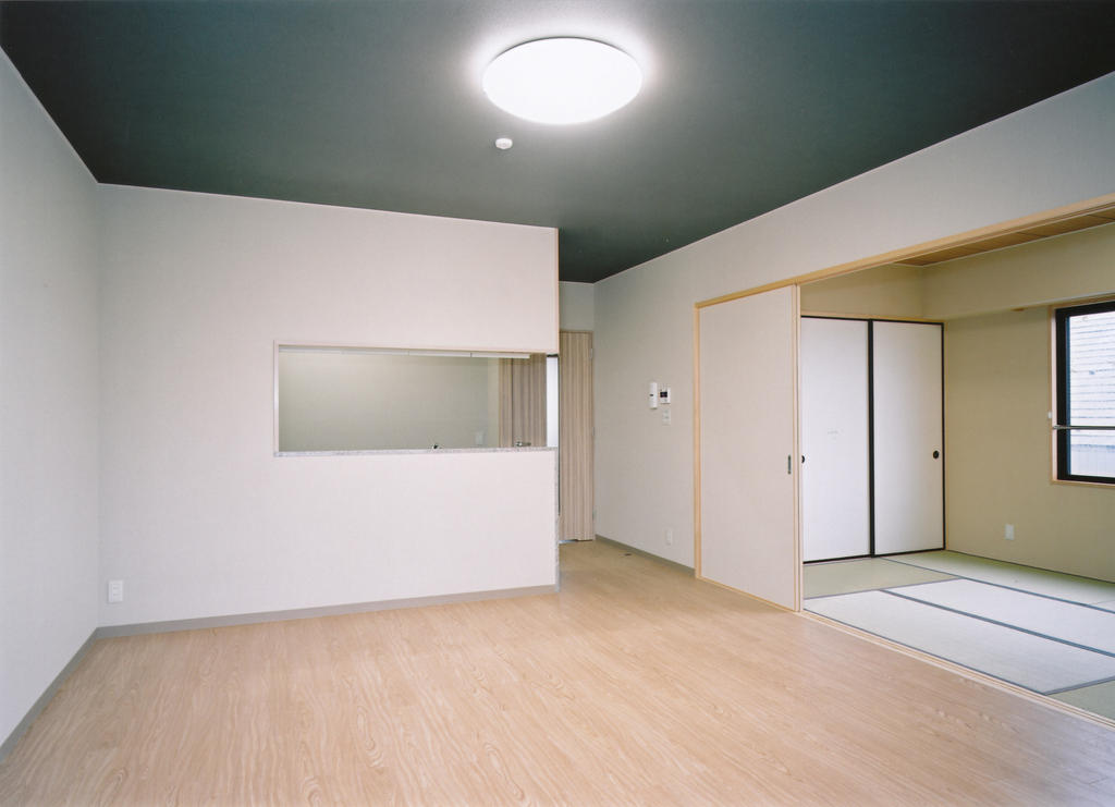 本陣ロイヤル保古の居間写真