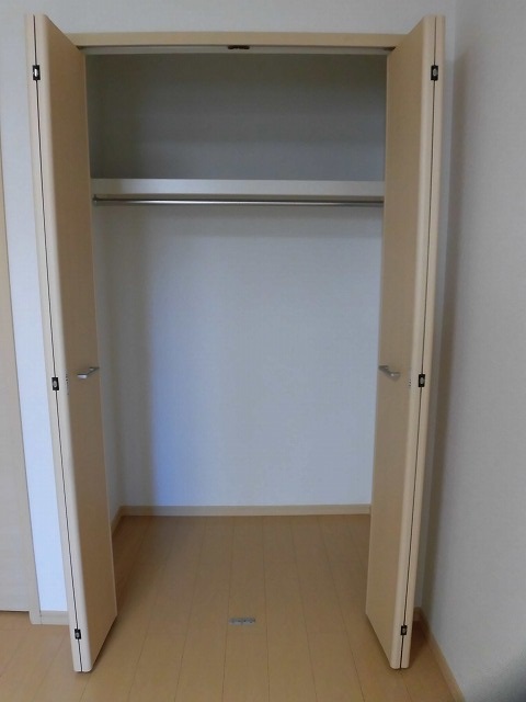 収納　クローゼット