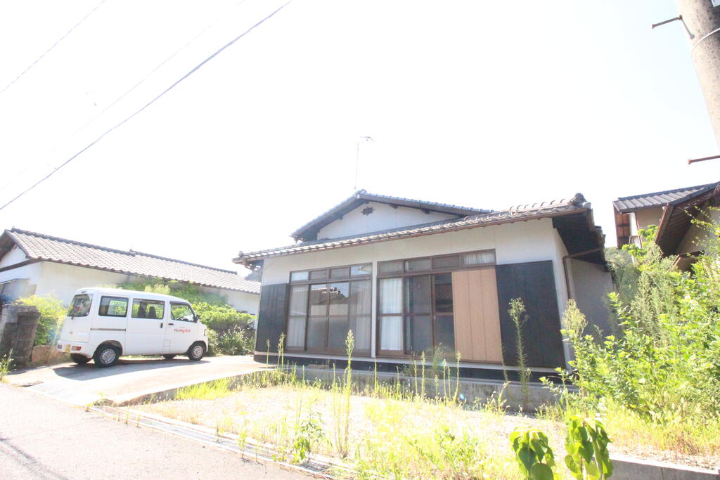 福田町浦田平屋の建物外観