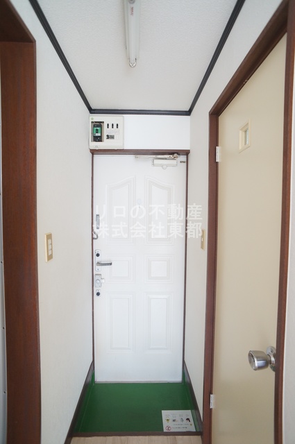 玄関　すっきりシンプルな玄関スペースです！