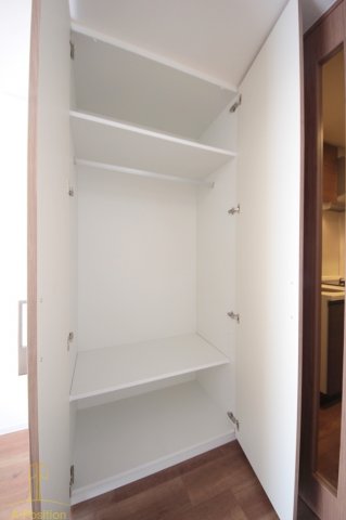 収納　クレストコート靭公園