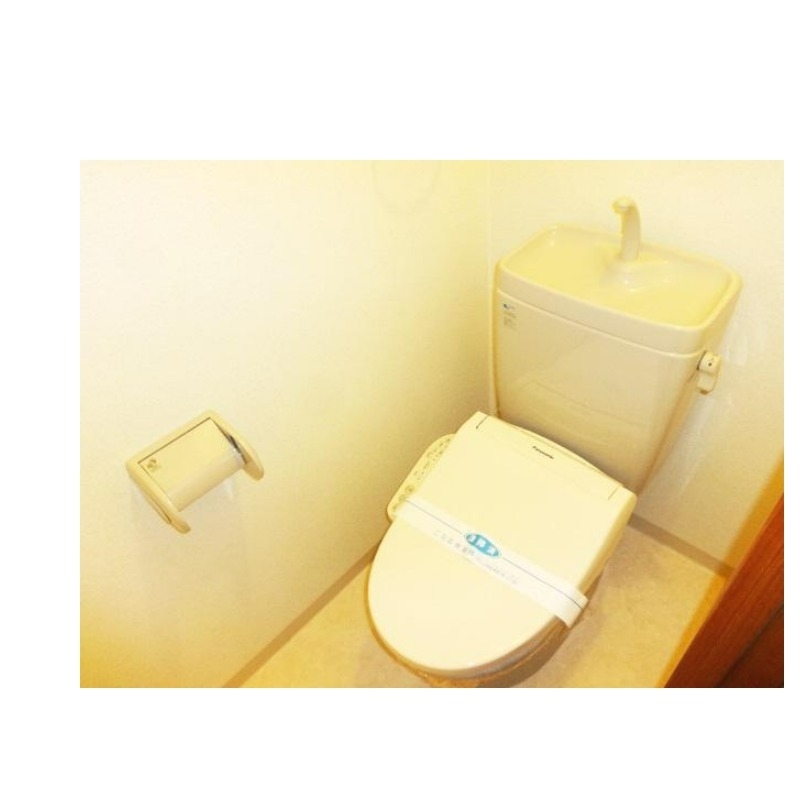 トイレ　トイレでも寛げそうですね♪