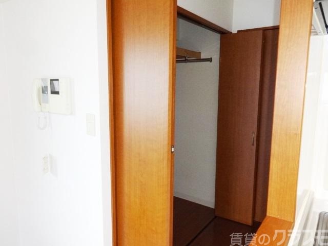 収納　クローゼットは収納力が◎です。