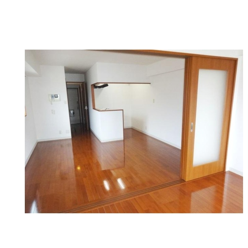 その他部屋・スペース　扉の開け閉めによって雰囲気変わりますね。