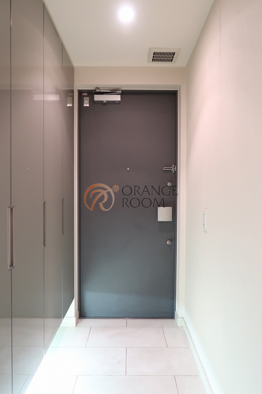 玄関　同建物参考写真