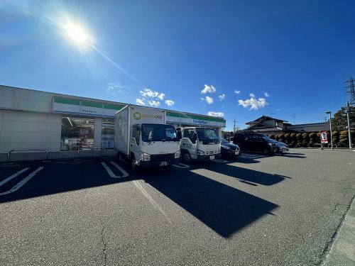 【八王子市椚田町のアパートのコンビニ】