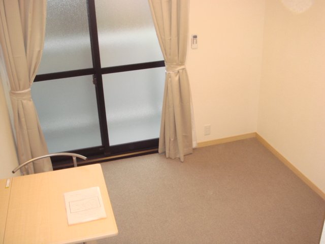 眺望　折りたたみ式机なので広く利用可能！