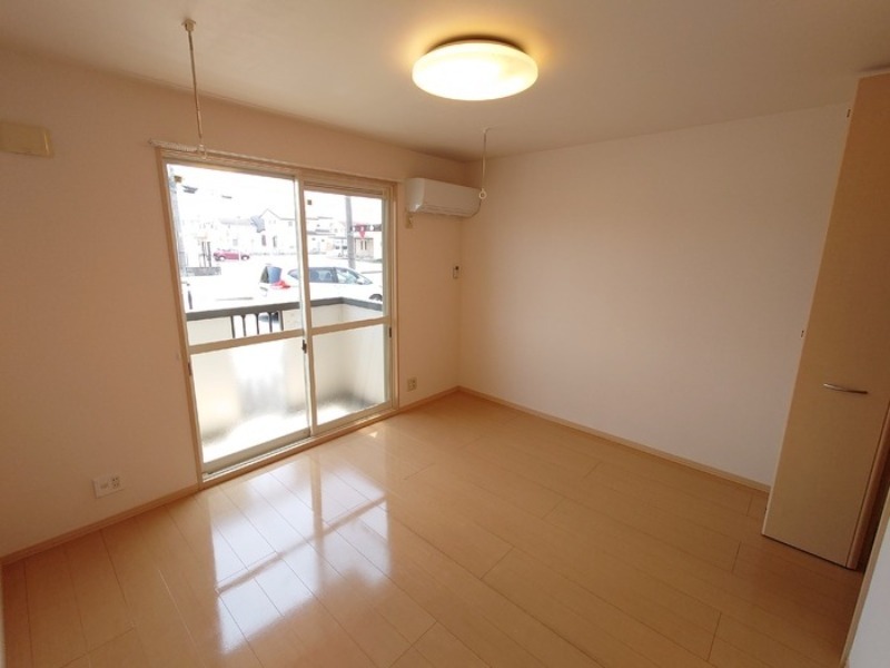 居室・リビング　図面と現状に相違がある場合には現状を優先