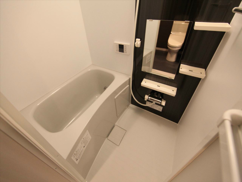 バス・シャワールーム　追い焚き機能付　オートバス機能付バスルーム