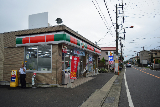 【平塚市寺田縄のアパートのコンビニ】