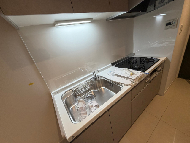 キッチン　※別号室の写真を使用しています。