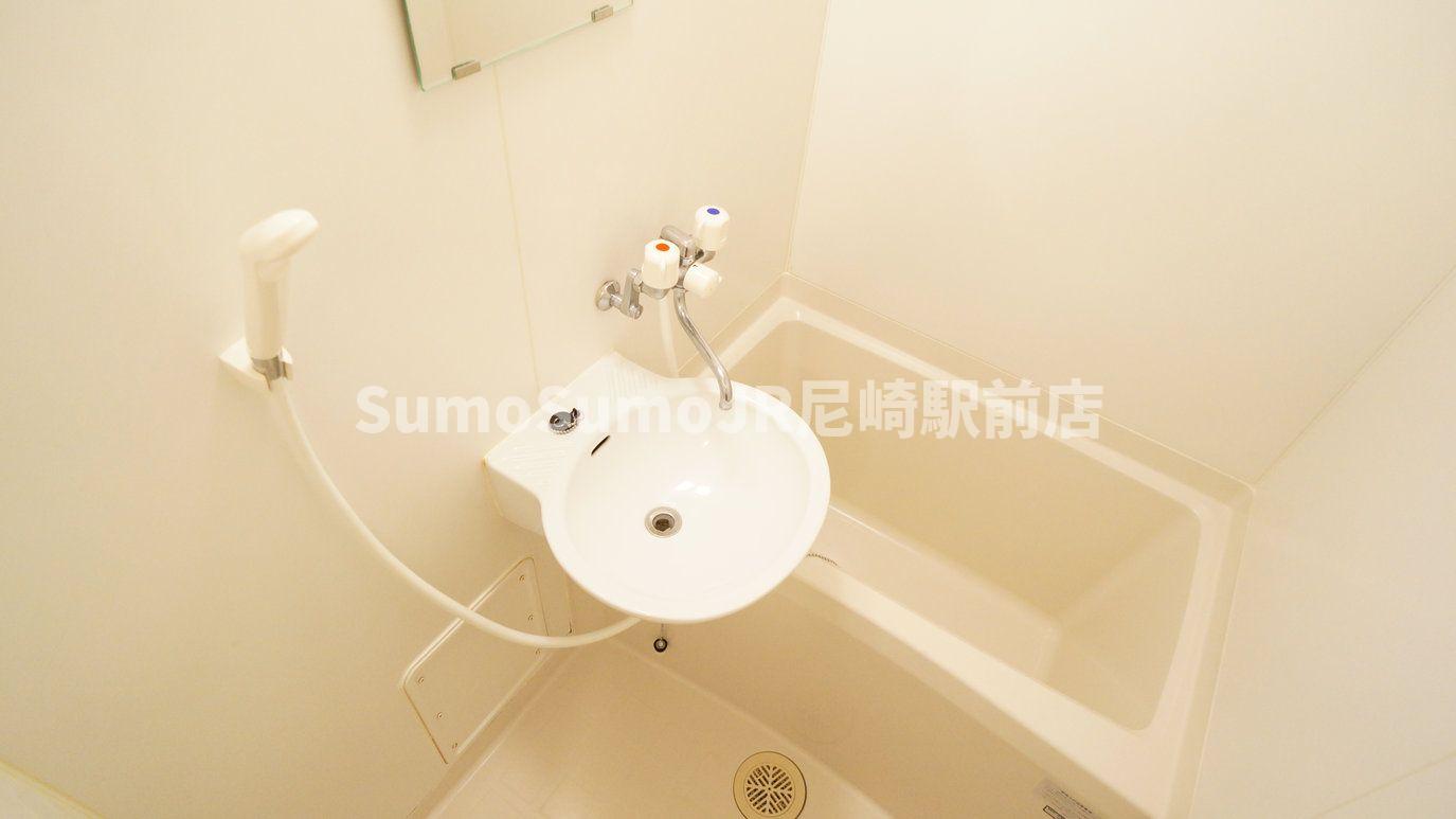 洗面設備　洗面所です