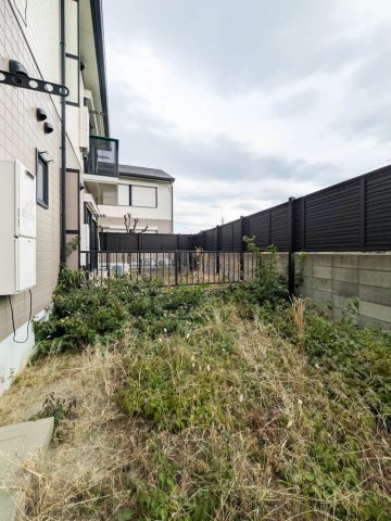 バルコニー　専用庭