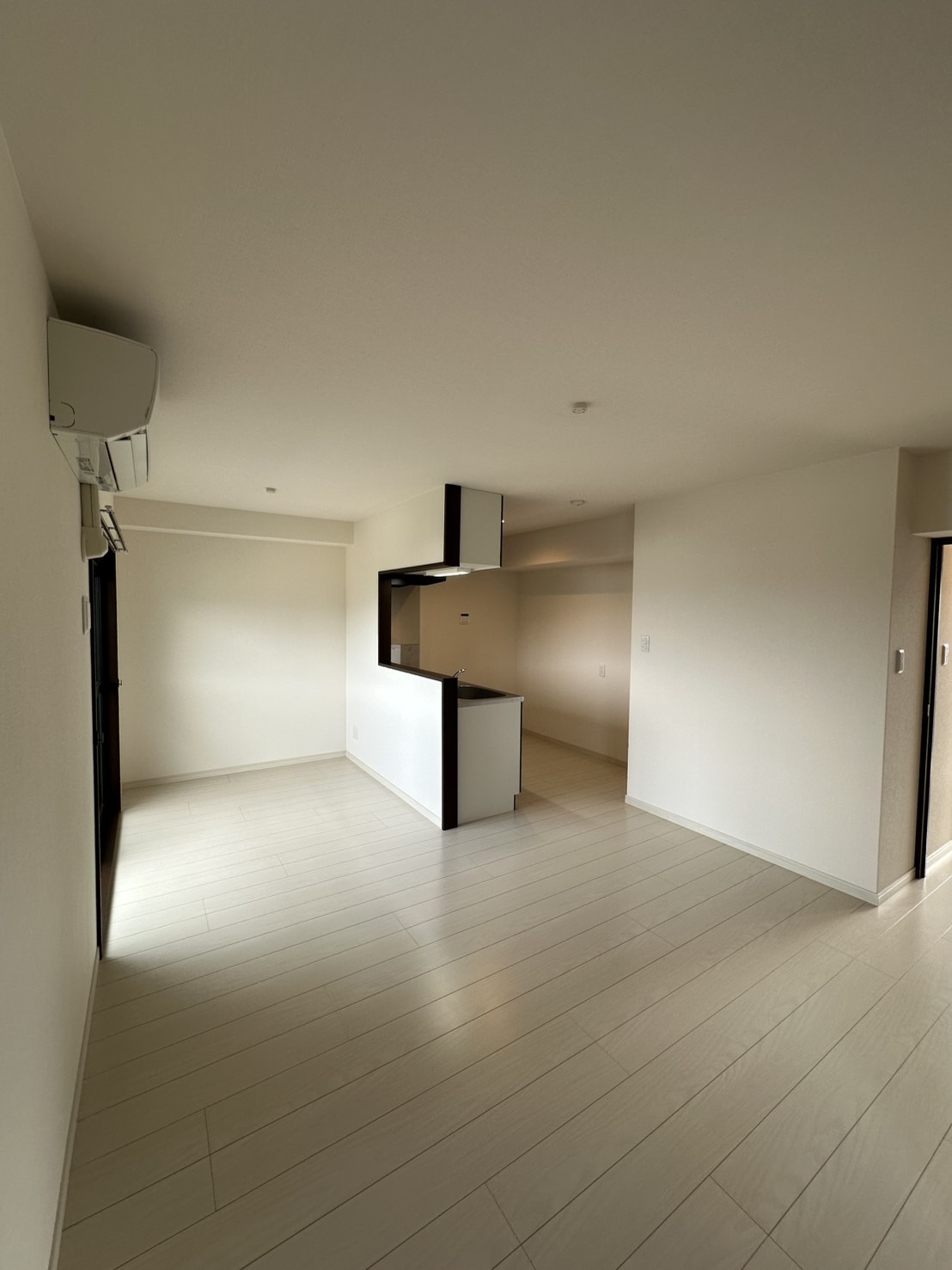 居室・リビング　広々12畳リビング