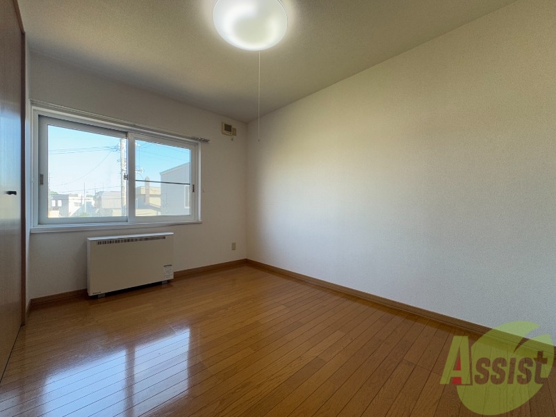 その他部屋・スペース　寝室です。部屋をどう使うかはあなた次第です！