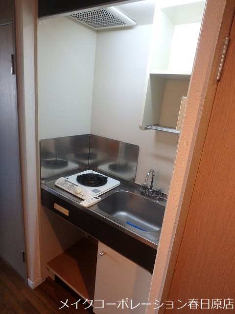 キッチン　写真は同型タイプ