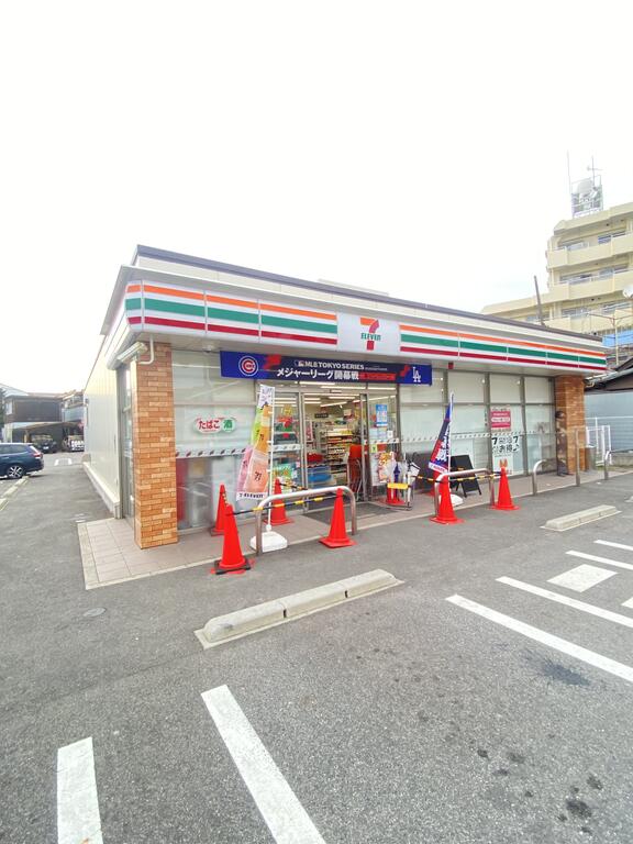 コンビニ　セブンイレブン名古屋桜本町店（コンビニ）まで110m