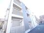 京王堀之内駅より徒歩6分 築4年11ヶ月 3階建の賃貸物件