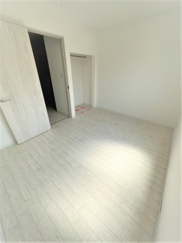 居室・リビング　居間です