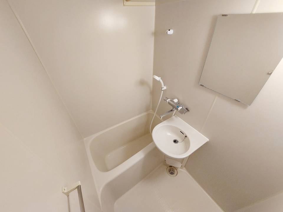 バス・シャワールーム　浴室