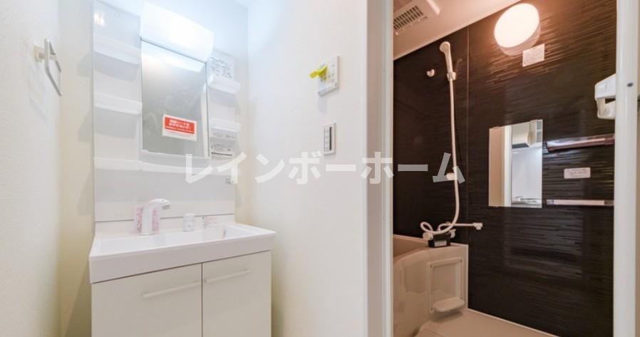 洗面設備　※同施工会社参考写真となります。