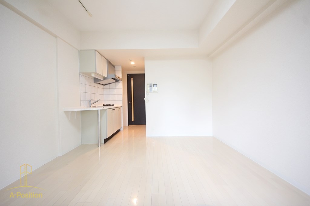 居室・リビング　アーバンフラッツ上町