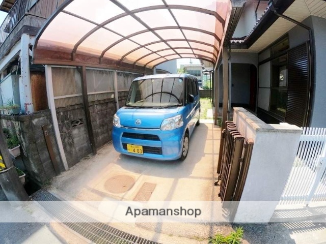 その他　敷地内駐車場（その他）まで0m