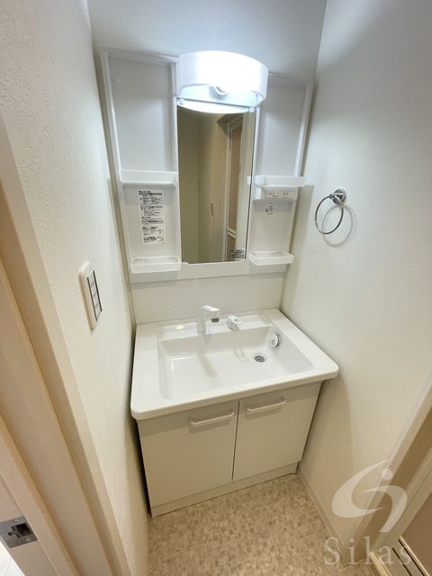 洗面設備　同仕様