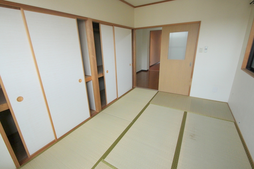 その他　畳張替え予定です