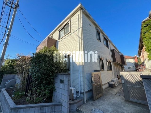 建物外観　閑静な住宅街