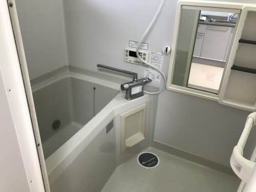 バス・シャワールーム