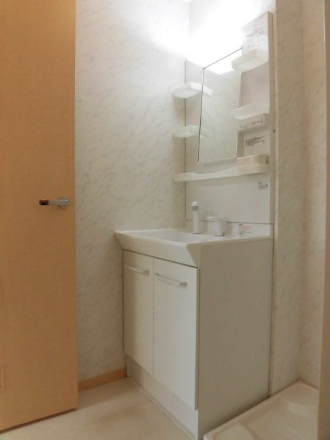 洗面設備　イメージ105号室の写真