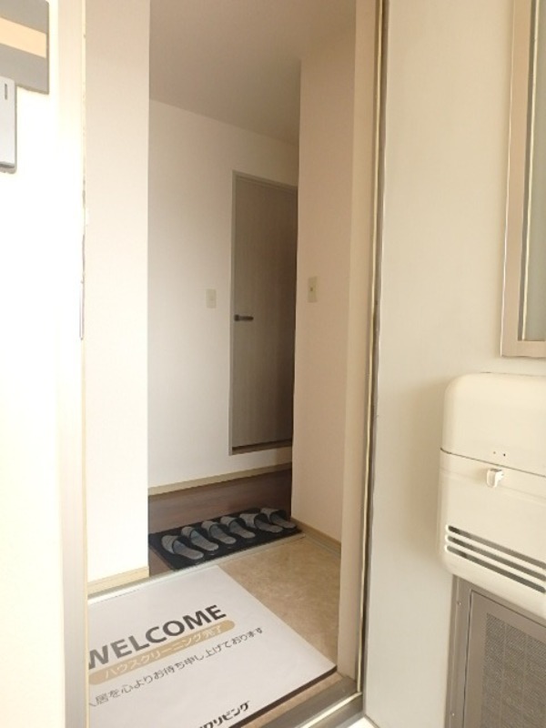 玄関　図面と現状に相違がある場合には現状を優先