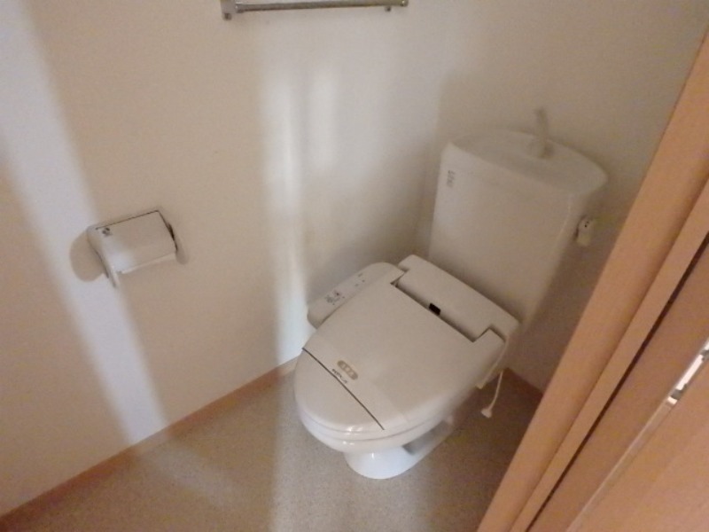 トイレ　図面と現状に相違がある場合には現状を優先