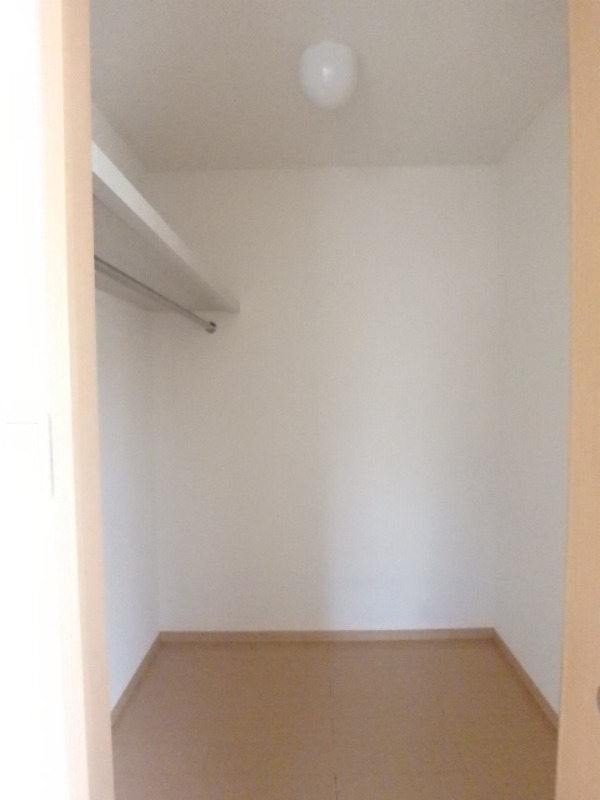 収納　図面と現状に相違がある場合には現状を優先