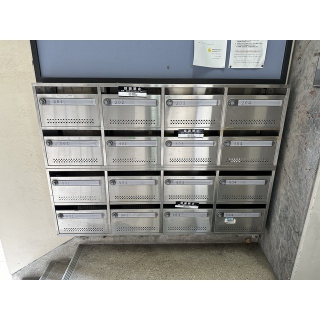 エントランス　集合ポスト