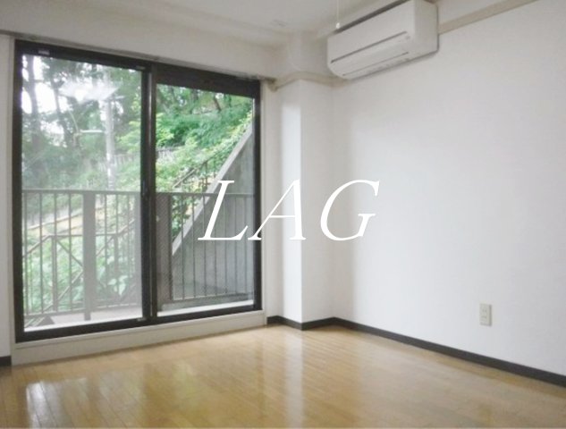 居室・リビング　洋室のお部屋です。