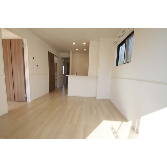 居室・リビング　写真は全て１０２にて撮影