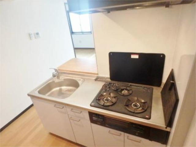 キッチン　３口グリル付き
