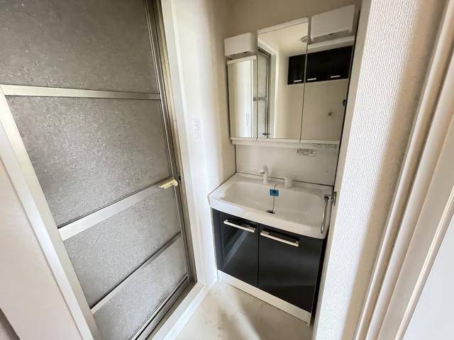 洗面設備　シャンプードレッサー