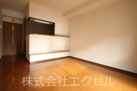 居室・リビング　人気のカウンターキッチンです。