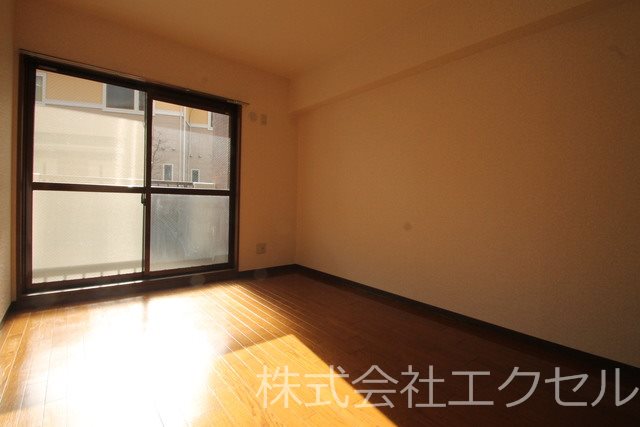 その他部屋・スペース　リビングと繋げてお使い頂けます。