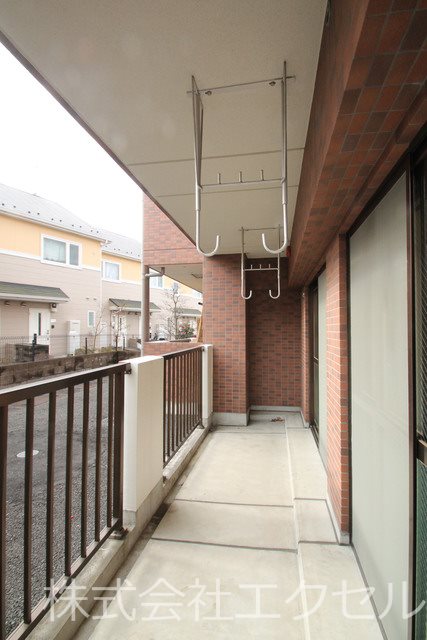 バルコニー　広々したバルコニーです。