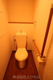 トイレ　綺麗に保たれたトイレです。