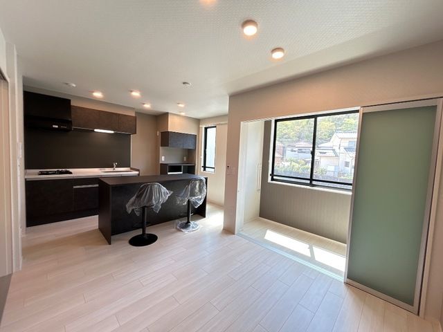 居室・リビング　同仕様写真