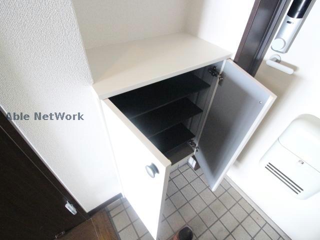 収納　※モデル