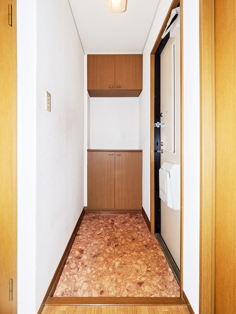 玄関　シューズボックスあります