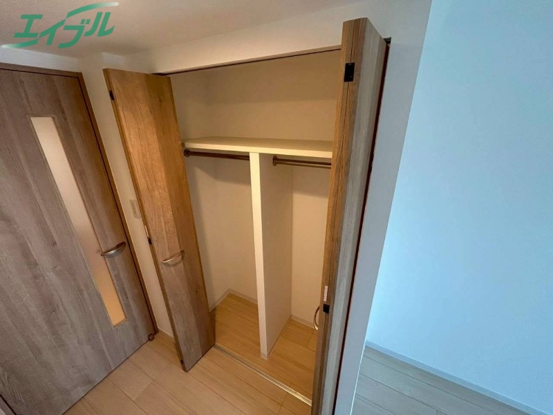 収納　同型参考写真